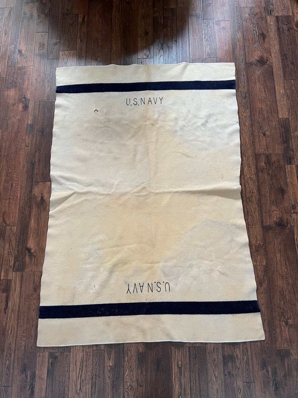 Vintage Militaria - Naval Military Issue Wool Blanket – WWII US Navy Blue Stripe
